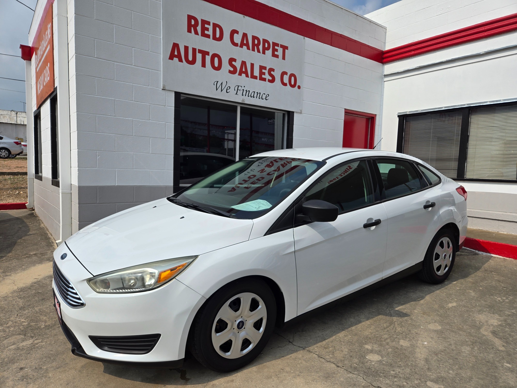 photo of 2016 Ford Focus S Sedan